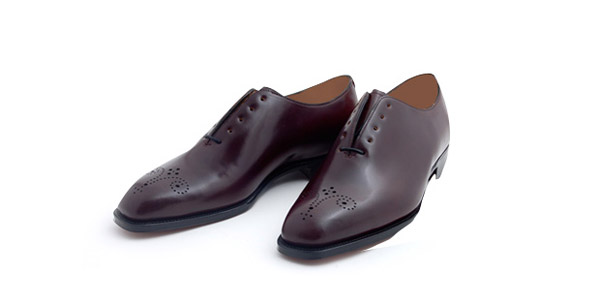 Alişan'ın 15 taksitle aldığı ayakkabısı çalındı