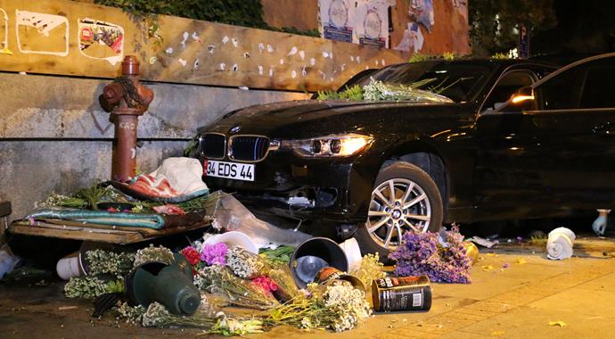 Bağdat Caddesi'nde sahur vakti korkunç kaza