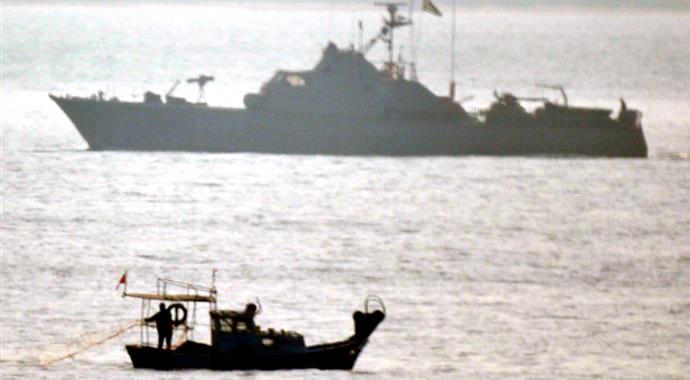 Yunan tacizine Türk denizaltından şaşırtan hamle! Yunan tacizine Türk denizaltından şaşırtan hamle!