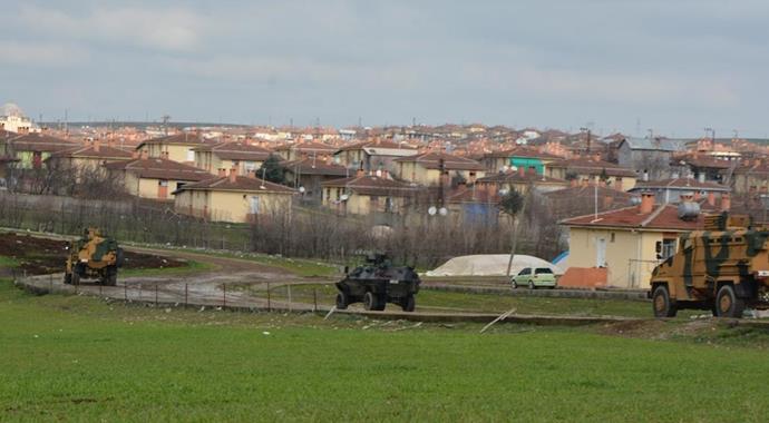 Bismil'de tezek kavgası: 2 ölü, 25 yaralı Bismil'de tezek kavgası: 2 ölü, 25 yaralı