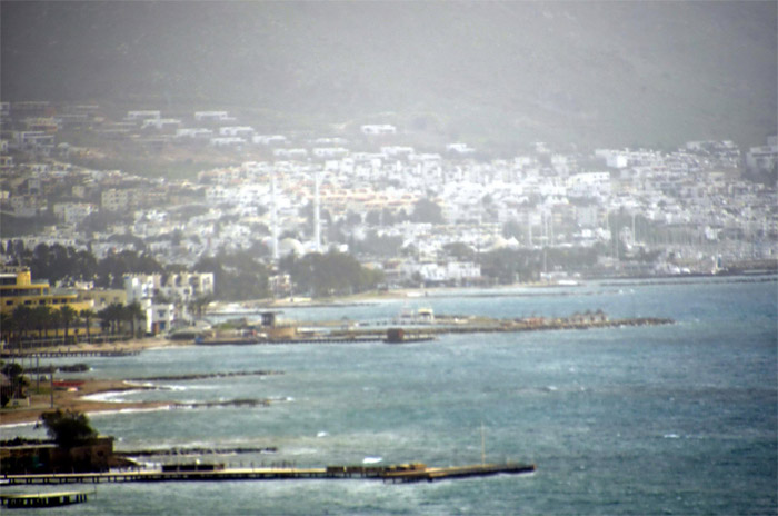 Bodrum'da gündüz geceye döndü Bodrum'da gündüz geceye döndü