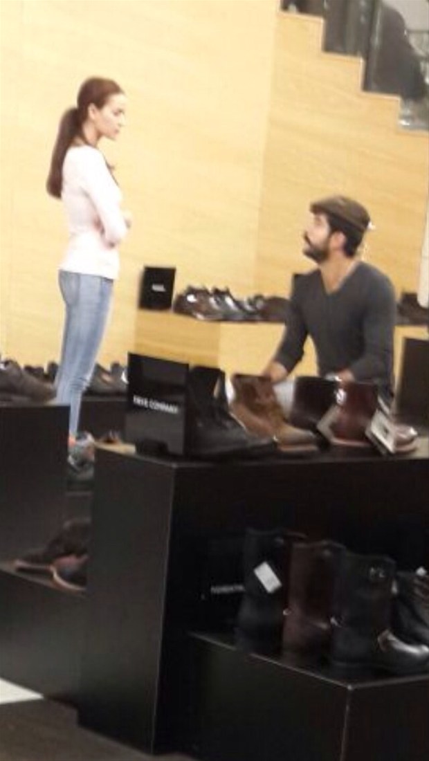 Fahriye Evcen ve Burak Özçivit böyle görüntülendi Fahriye Evcen ve Burak Özçivit böyle görüntülendi