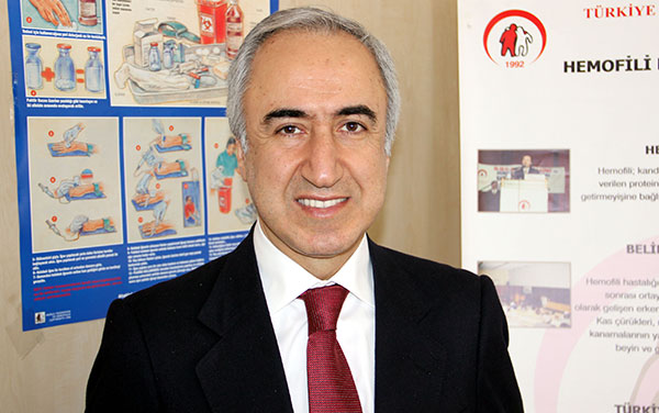 Ünlüler madde bağımlılığını engellemek için biraraya geldi Ünlüler madde bağımlılığını engellemek için biraraya geldi