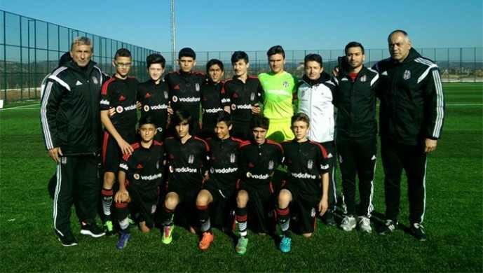 Beşiktaş 11-0 yendi