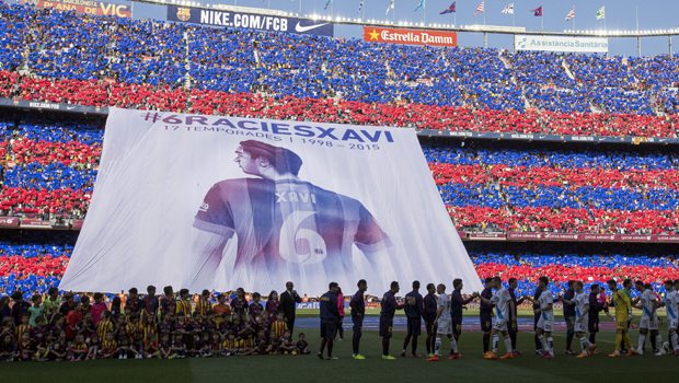 Sahanın ortasında hüngür hüngür ağladı