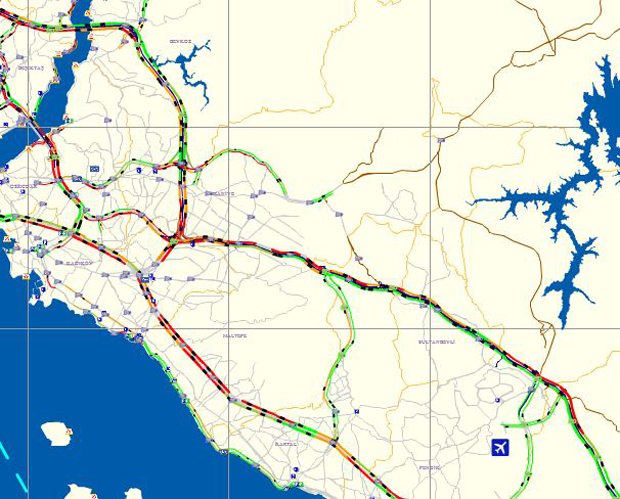 İstanbul'da trafik durma noktasına geldi İstanbul'da trafik durma noktasına geldi