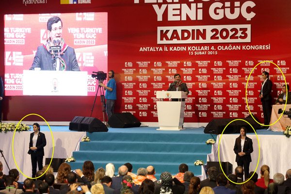 Başbakan Davutoğlu'nu kadınlar korudu Başbakan Davutoğlu'nu kadınlar korudu