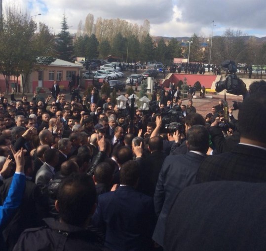 Bahçeli'yi Tuncelili ülkücüler böyle karşıladı