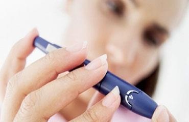 Göbek yağlanması diyabetin habercisi mi ? Göbek yağlanması diyabetin habercisi mi ?