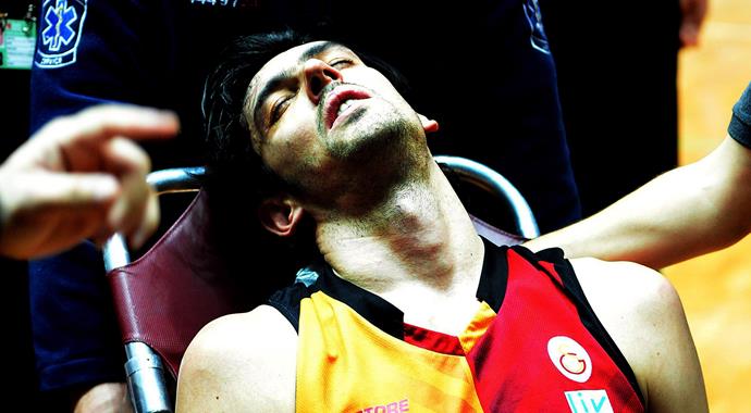 Galatasaraylı Kerem Gönlüm ölümden döndü Galatasaraylı Kerem Gönlüm ölümden döndü