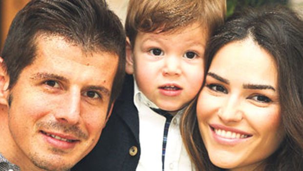 Emre Belözoğlu 2. kez baba oldu Emre Belözoğlu 2. kez baba oldu