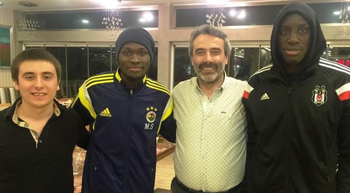 Sow ile Demba Ba derbi sonrası dönercide buluştu