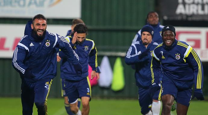 Beşiktaş - Fenerbahçe derbisinde son dakika gelişmeleri Beşiktaş - Fenerbahçe derbisinde son dakika gelişmeleri