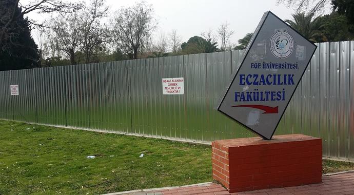Ege Üniversitesi yine karıştı! Ege Üniversitesi yine karıştı!
