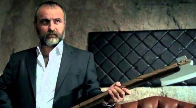 Kurtlar Vadisi'nde üzen ayrılık Kurtlar Vadisi'nde üzen ayrılık