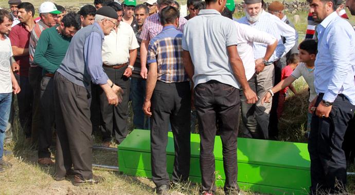 Enes'in katili aramalara katılıp, gözyaşı dökmüş!