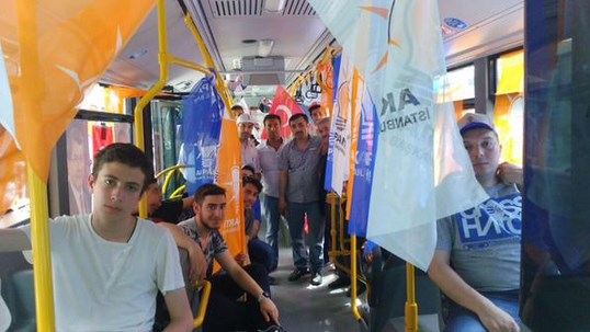 AK Parti'nin İstanbul mitingi için yüz binlerce kişi toplanıyor