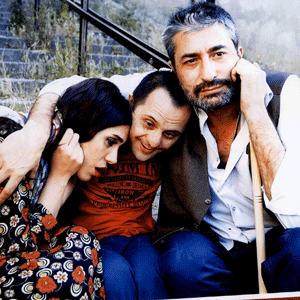 Erkan Petekkaya ve Şükran Ovalı'dan 'Yeni Dünya' Erkan Petekkaya ve Şükran Ovalı'dan 'Yeni Dünya'