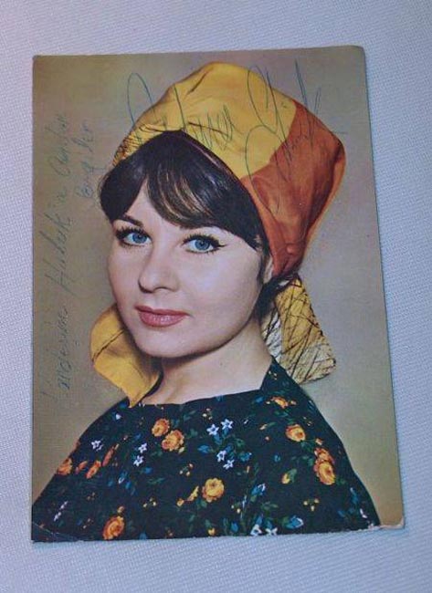 Yeşilçam'ın usta Fatma Girik trafik kazası geçirdi? Sağlık durumu nasıl? Yeşilçam'ın usta Fatma Girik trafik kazası geçirdi? Sağlık durumu nasıl?