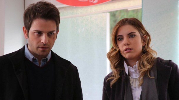 Beni Böyle Sev'e Eda Ece veda ediyor