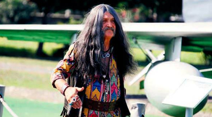 Salih Kalyon yeni imajıyla herkesi şaşırttı Salih Kalyon yeni imajıyla herkesi şaşırttı