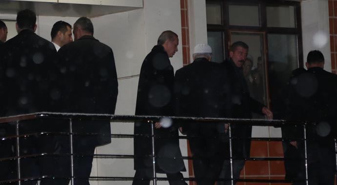 Cumhurbaşkanı Erdoğan'dan sürpriz ziyaret Cumhurbaşkanı Erdoğan'dan sürpriz ziyaret