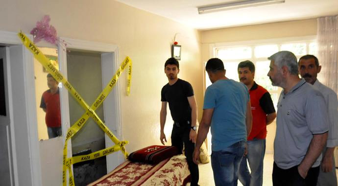 Evin zemini çöktü! 6 yaralı