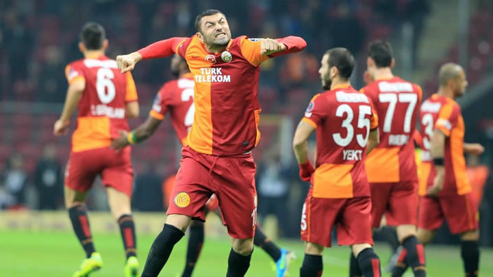 Galatasaray'da 3 yıldıza müthiş teklif! Galatasaray'da 3 yıldıza müthiş teklif!