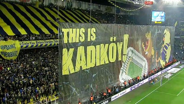 F.Bahçe'den Sparta göndermeli koreografi