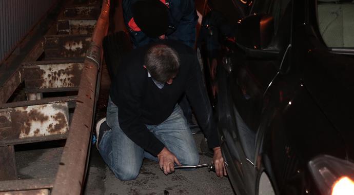 Haliç Köprüsü'nde onlarca araç yolda kaldı