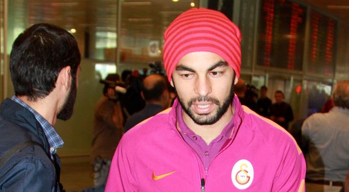Galatasaray yurda döndü Galatasaray yurda döndü