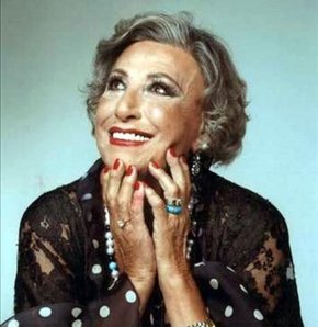 Müzeyyen Senar huzurevinde! Son sağlık durumu nasıl? Müzeyyen Senar huzurevinde! Son sağlık durumu nasıl?