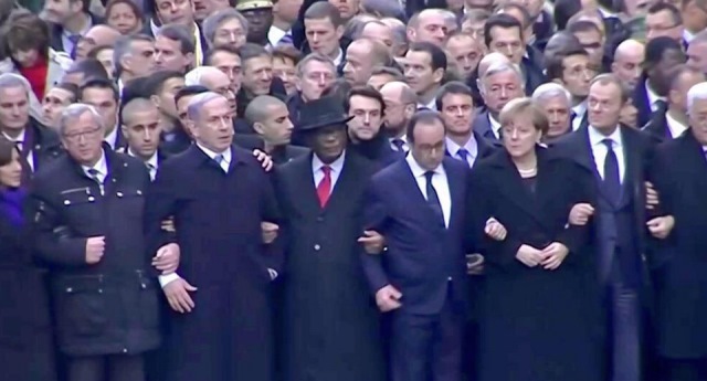 Korumalarıyla katılan tek isim! Korumalarıyla katılan tek isim!