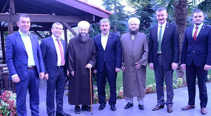 BBP lideri Mahmut Hoca'yı ziyaret etti! BBP lideri Mahmut Hoca'yı ziyaret etti!