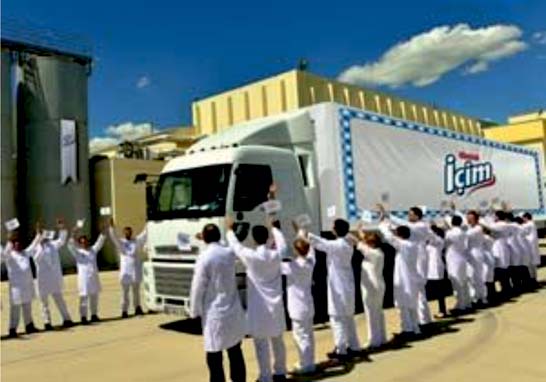 Gıdada 2 dev satış! Bir günde 3 milyar TL geldi Gıdada 2 dev satış! Bir günde 3 milyar TL geldi