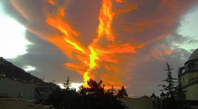 Gökyüzünde inanılmaz görüntü