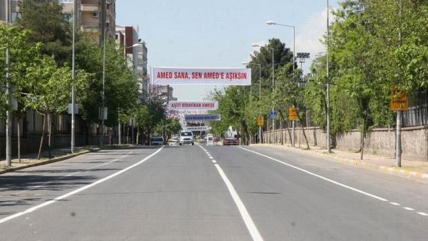 Erdoğan'ın ziyaret edeceği Diyarbakır'da dikkat çeken afiş 