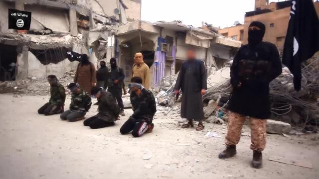 IŞİD 4 Esad askerini kurşuna dizdi!