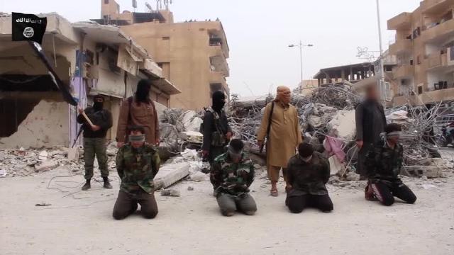 IŞİD 4 Esad askerini kurşuna dizdi!