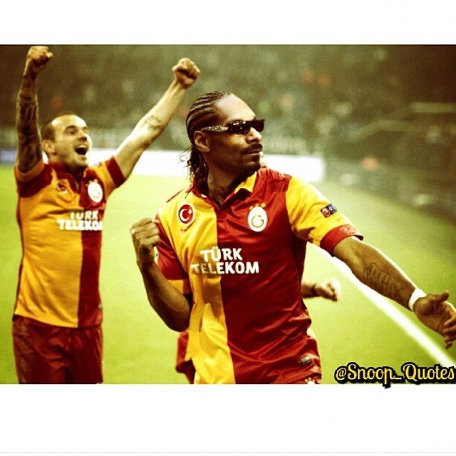 Snoop Dogg'dan Galatasaray paylaşımı Snoop Dogg'dan Galatasaray paylaşımı