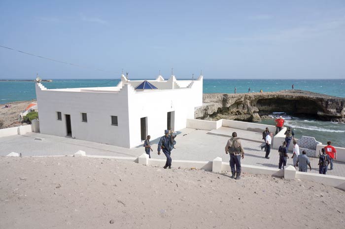 Çocuklardan Erdoğan'a: Adiga hadad iman laheen waa dhimaan lahen Çocuklardan Erdoğan'a: Adiga hadad iman laheen waa dhimaan lahen