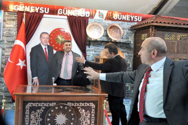 Erdoğan'ı gören kuyruğa girdi!