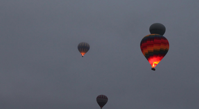 Kapadokya'da balon sert iniş yaptı, 1 ölü 5 yaralı var Kapadokya'da balon sert iniş yaptı, 1 ölü 5 yaralı var