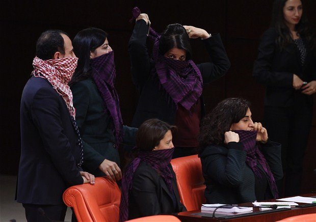 HDP Meclis'e böyle geldi! HDP Meclis'e böyle geldi!