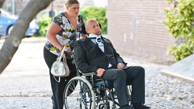 Yargılanmamak için 2 yıl komadaymış gibi rol yaptı