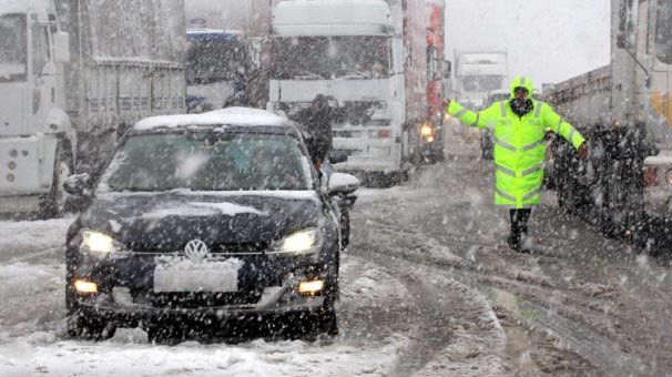 İstanbul'da yağış ne kadar sürecek, bu saate dikkat!