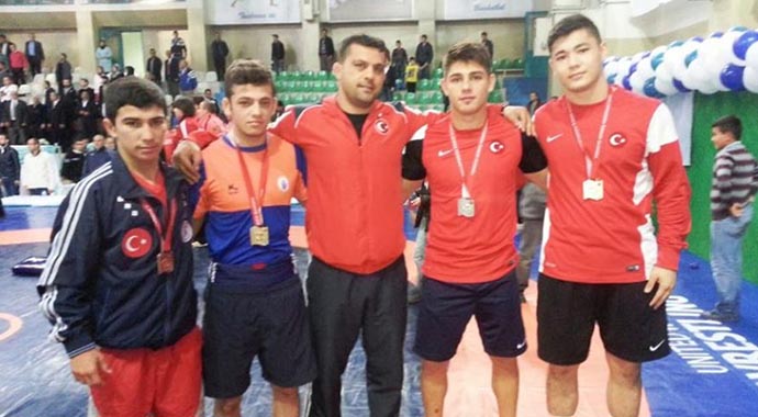 İBB'nin Yıldızları Balkan Şampiyonu
