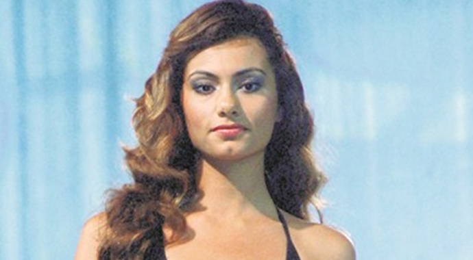 Nur Bozar'ın eski fotoğrafları şaşırttı! Bu Tarz Benim Nur Bozar kimdir?