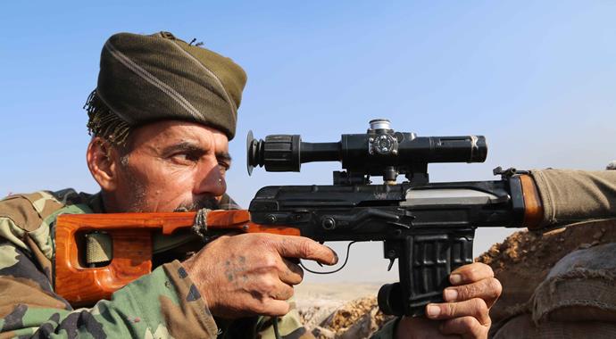 IŞİD'in son oyunu! Şimdi de lastik yakıyorlar...