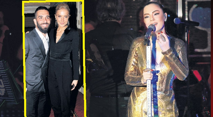 Burcu Esmersoy flaş Arda Turan açıklaması 'Arda Turan beni...' Burcu Esmersoy flaş Arda Turan açıklaması 'Arda Turan beni...'